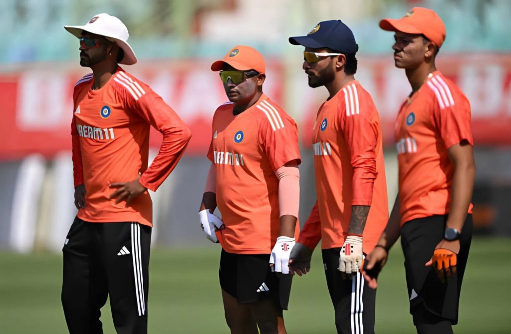 প্রথম ম্যাচে শক্তিশালী ব্যাটসম্যান বাদ, দুর্দান্ত দল ঘোষণা, জায়গা পেয়েছেন শ্রেয়াস আইয়ার
