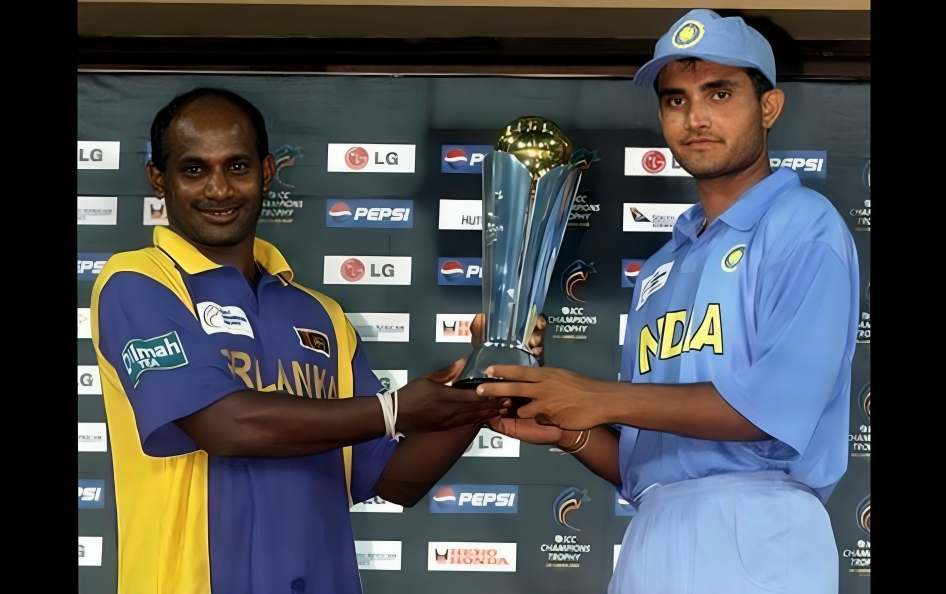 2. ICC Champions Trophy 2002 - Sanath Jayasuriya and Sourav 