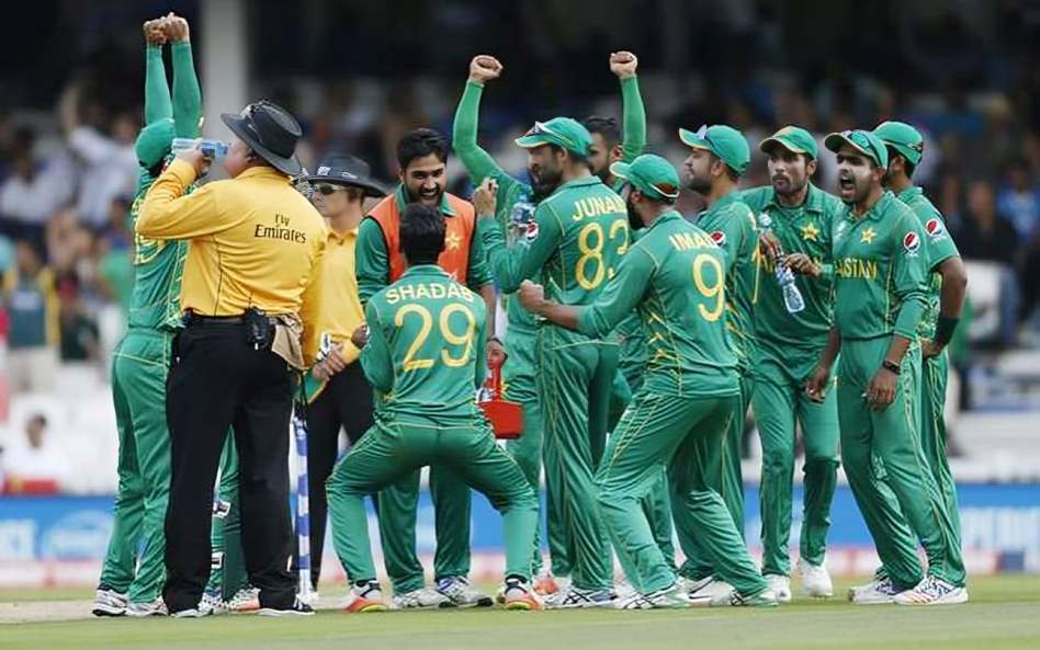 Pakistan – 338/4 vs India, 2017, The Oval