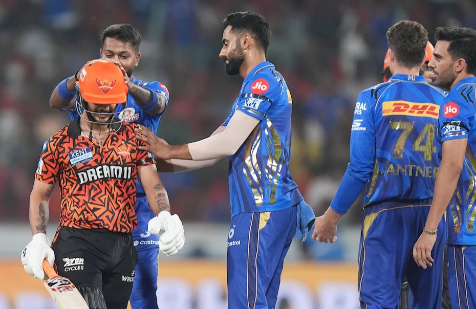 প্রাক্তন পাকিস্তান তারকা IPL 2025 ম্যাচ ফিক্সিংয়ের ইঙ্গিত দিলেন, এই আউটের ক্লিপ শেয়ার করলেন।