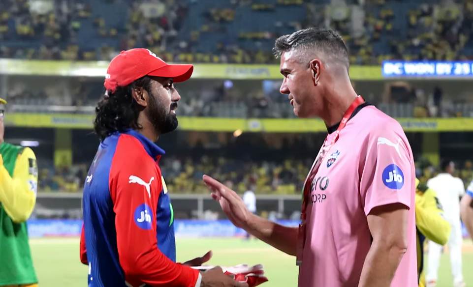 কেএল রাহুল মজা করলেন কেভিন পিটারসেনের পুরনো পোস্ট নিয়ে। ভাইরাল ভিডিও