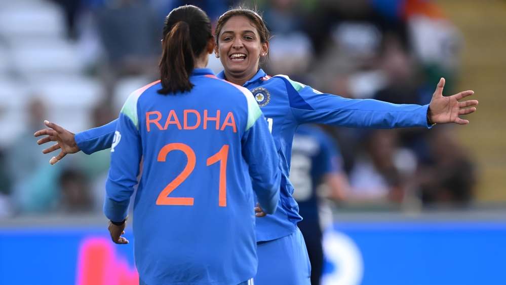 Harmanpreet Kaur Shares Player of the Match Award with Teammate, Winning Hearts with Her Gesture